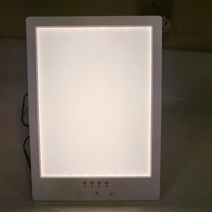 Light lamp therapy
